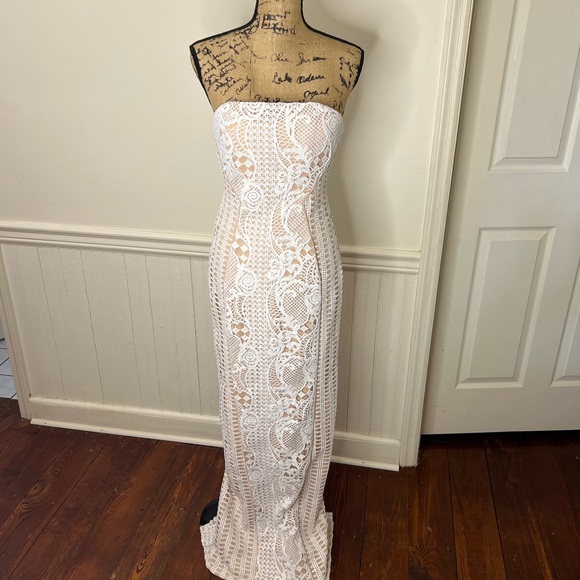 Elegant White Lace Strapless‎ Dress Bariano NWT size 6 - Picture 2 of 11